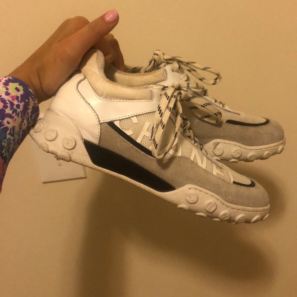 Women’s sneakers